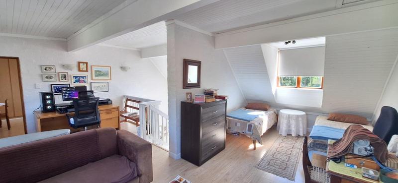 2 Bedroom Property for Sale in Fraaiuitsig Western Cape